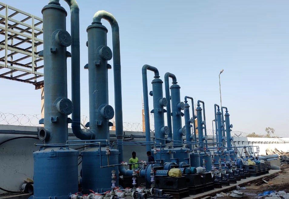 Wet scrubbing systems
